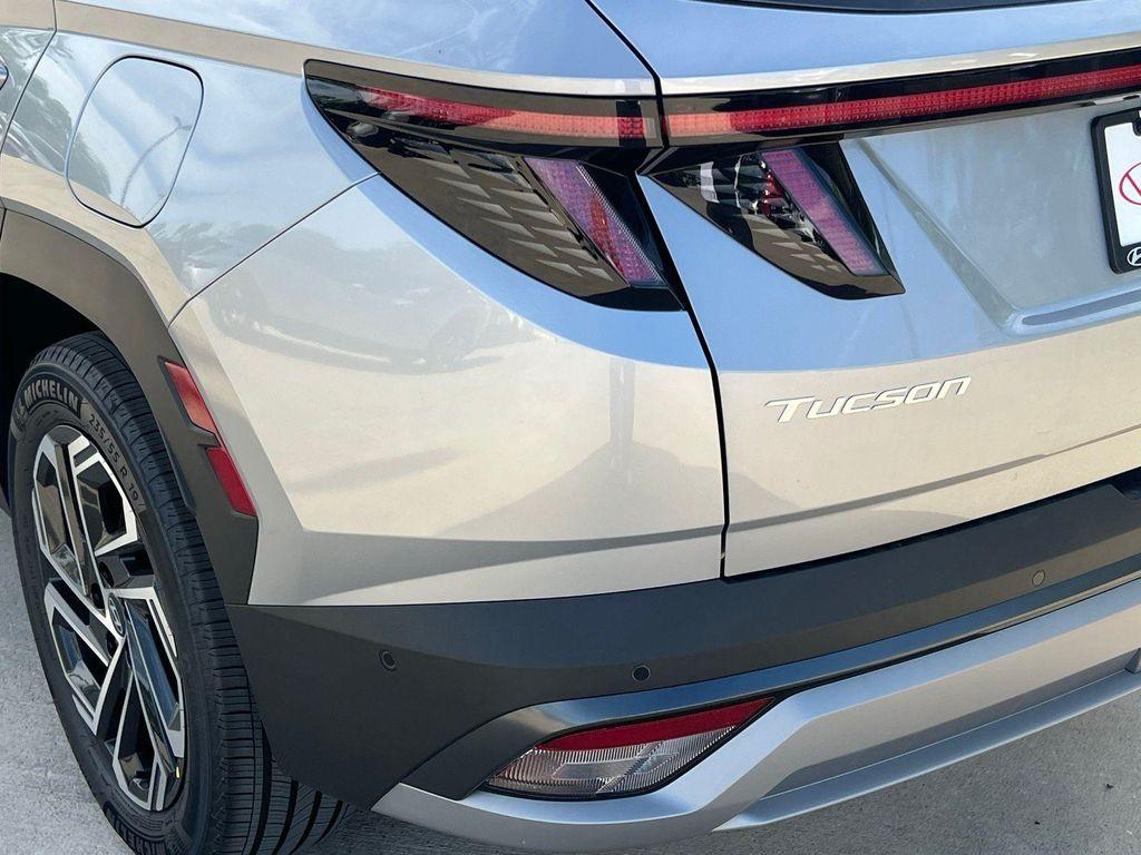 new 2026 Hyundai TUCSON Plug-In Hybrid car, priced at $202,500