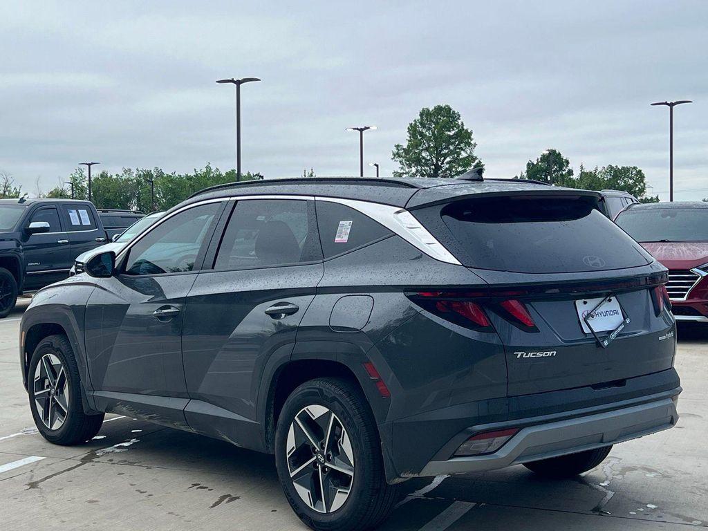 new 2026 Hyundai TUCSON Hybrid car, priced at $32,854