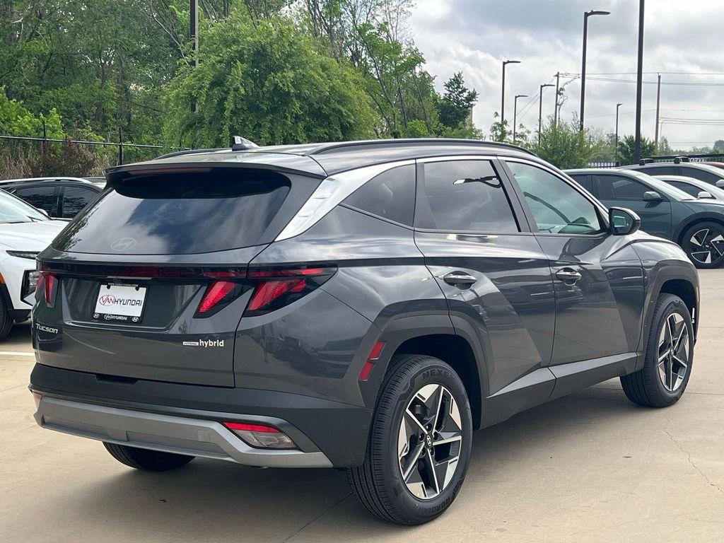 new 2026 Hyundai TUCSON Hybrid car, priced at $32,730