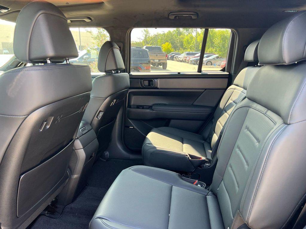 new 2026 Hyundai SANTA FE HEV car, priced at $47,585