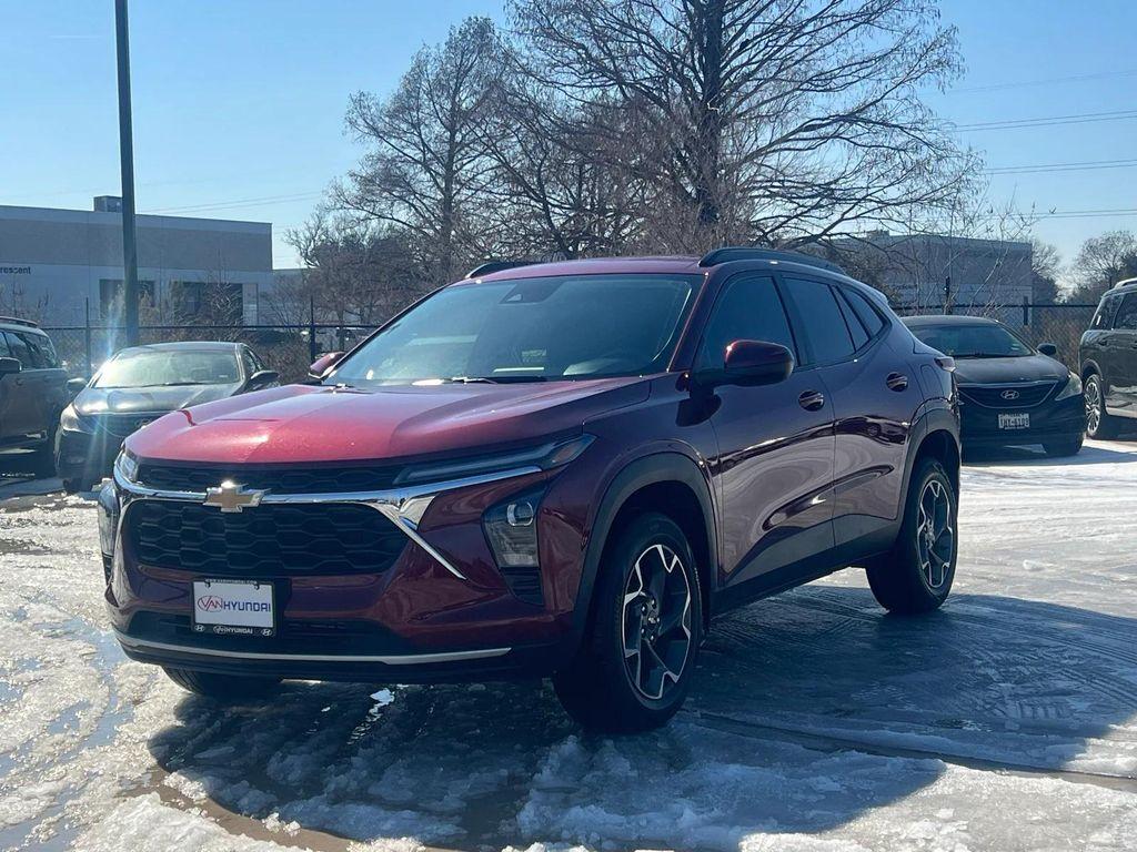 used 2025 Chevrolet Trax car, priced at $18,711