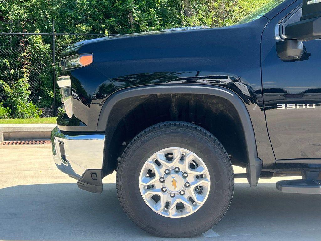 used 2025 Chevrolet Silverado 3500 car, priced at $61,499