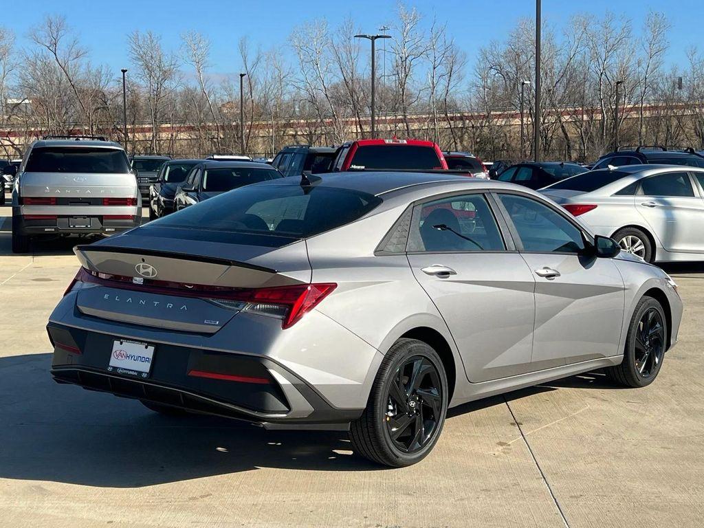 new 2026 Hyundai ELANTRA HEV car, priced at $28,101