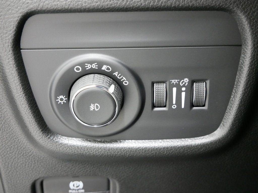 new 2025 Jeep Grand Cherokee L car, priced at $44,490