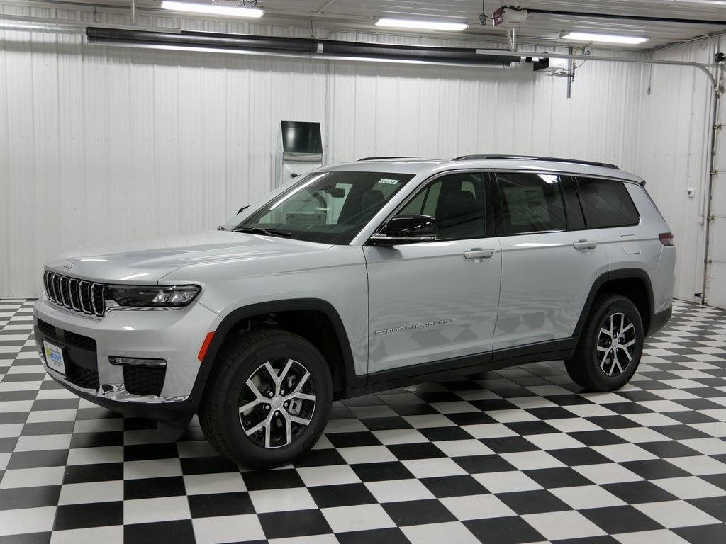 new 2025 Jeep Grand Cherokee L car, priced at $47,490
