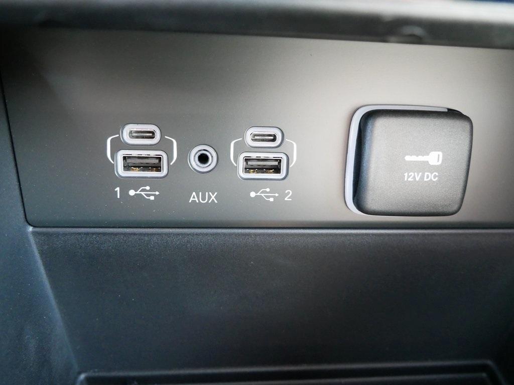 new 2024 Jeep Grand Cherokee car, priced at $41,990