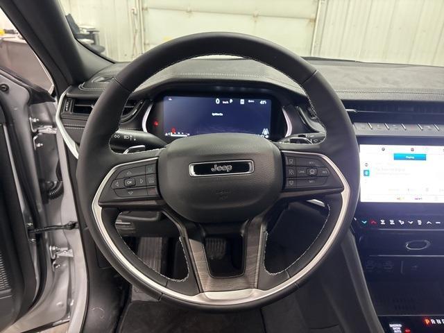 new 2026 Jeep Grand Cherokee car, priced at $45,618