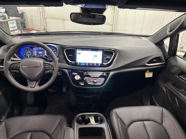 new 2026 Chrysler Pacifica car, priced at $44,500