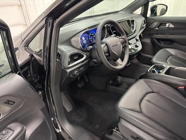 new 2026 Chrysler Pacifica car, priced at $44,500