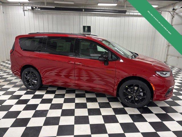 new 2026 Chrysler Pacifica car, priced at $46,000
