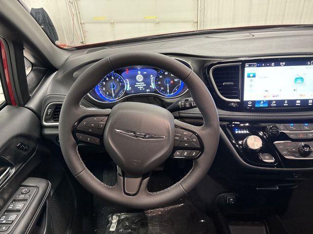new 2026 Chrysler Pacifica car, priced at $46,370