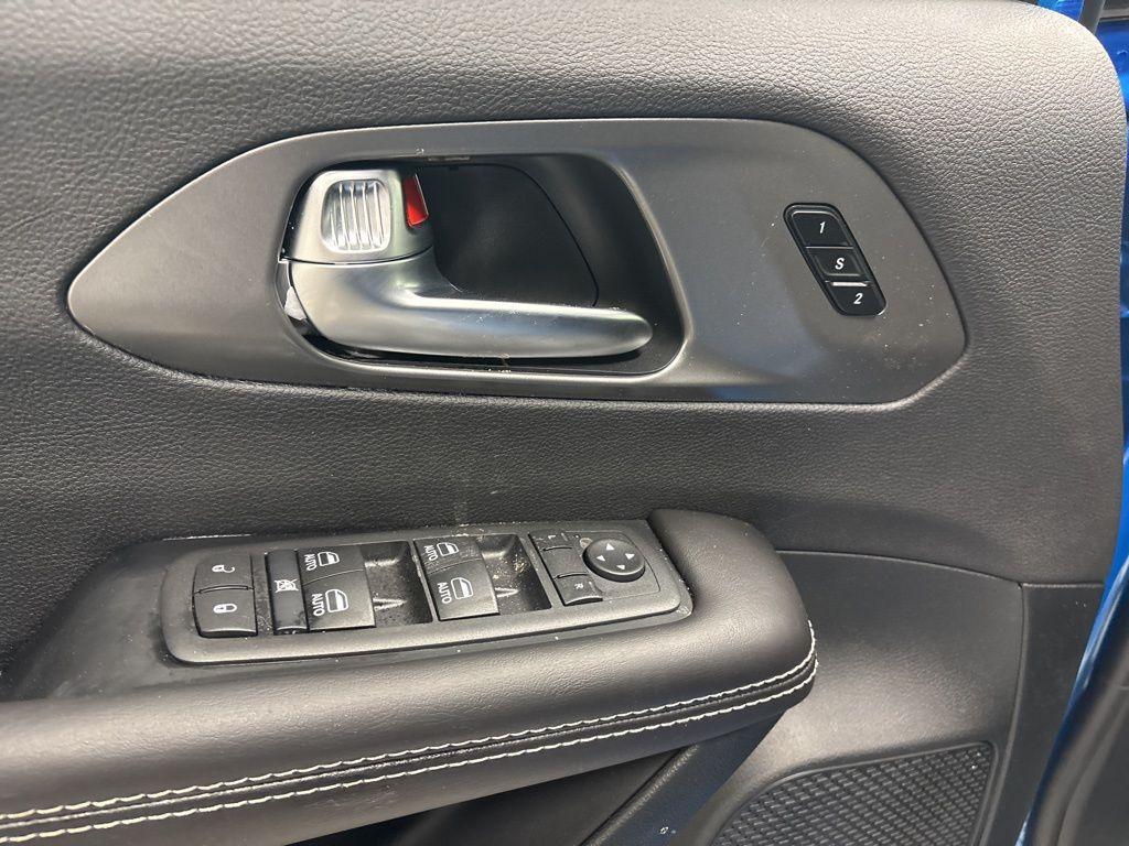 new 2026 Chrysler Pacifica car, priced at $46,370