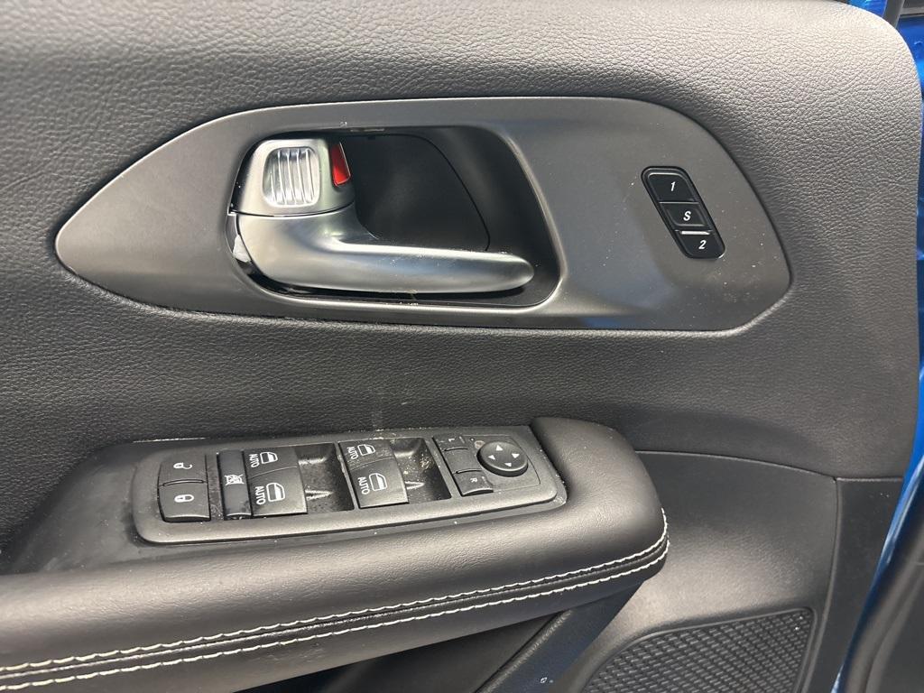 new 2026 Chrysler Pacifica car, priced at $46,500