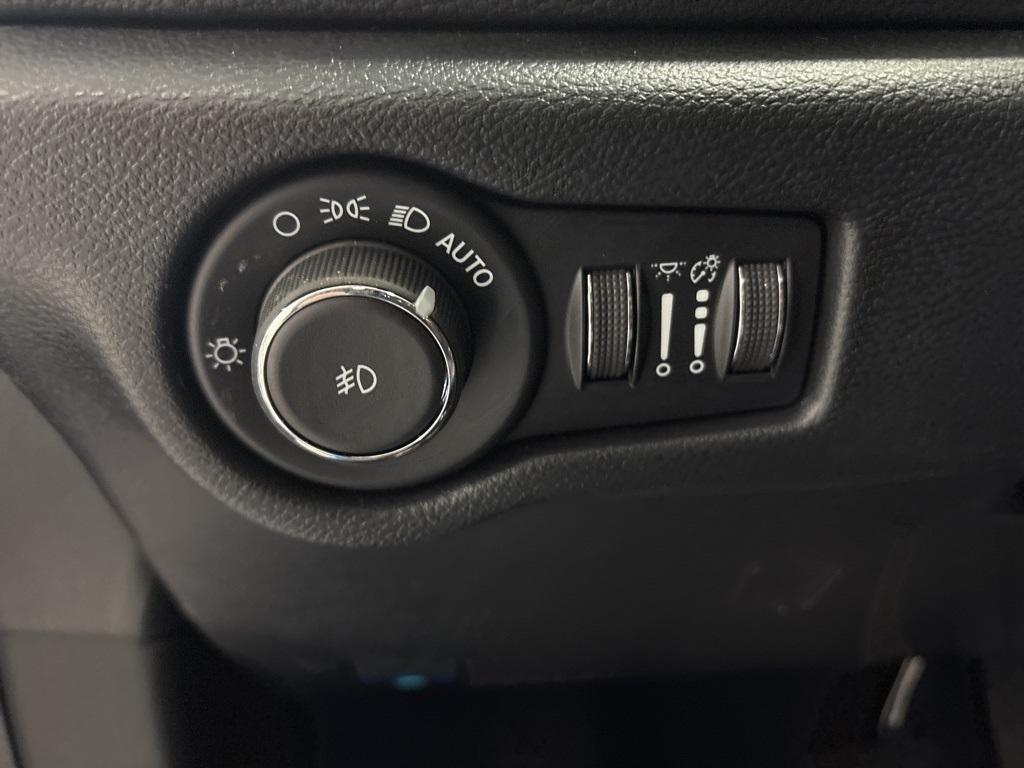 new 2026 Chrysler Pacifica car, priced at $46,500