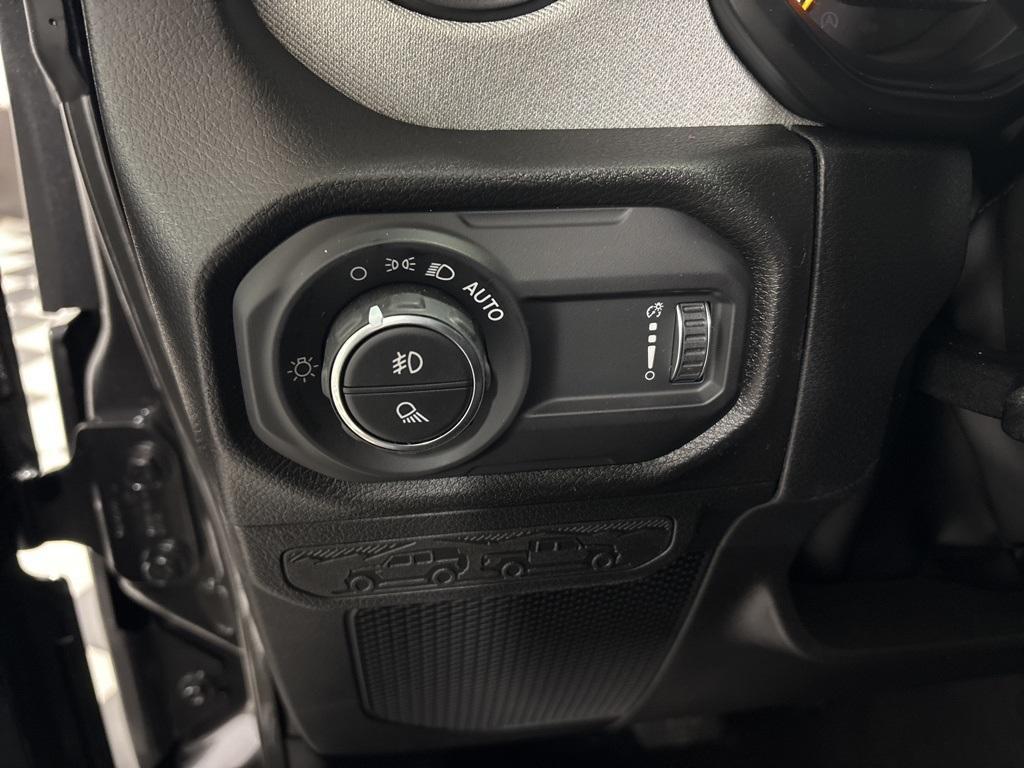 new 2026 Jeep Gladiator car, priced at $48,153