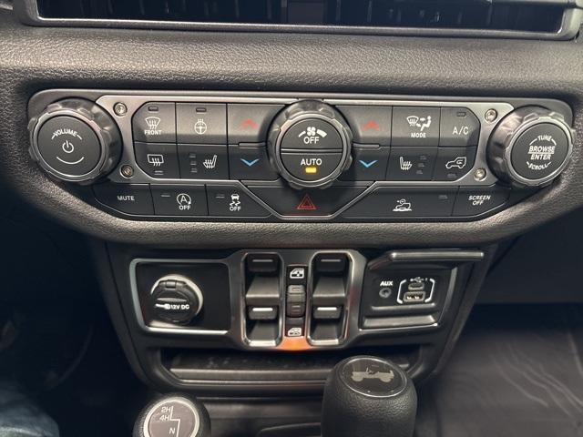 new 2026 Jeep Wrangler car, priced at $47,585