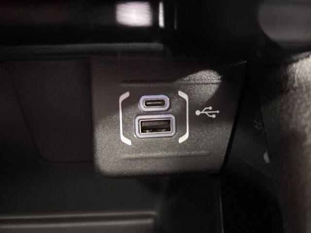 new 2026 Jeep Compass car, priced at $33,250