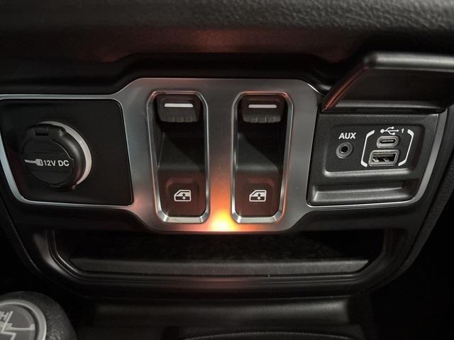 new 2026 Jeep Wrangler car, priced at $45,317