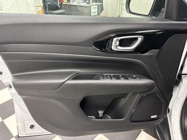 new 2026 Jeep Compass car, priced at $35,990