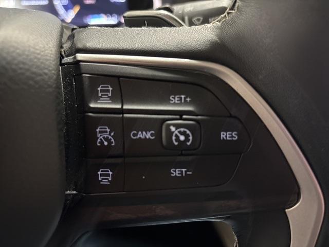 used 2022 Jeep Grand Cherokee car, priced at $28,079