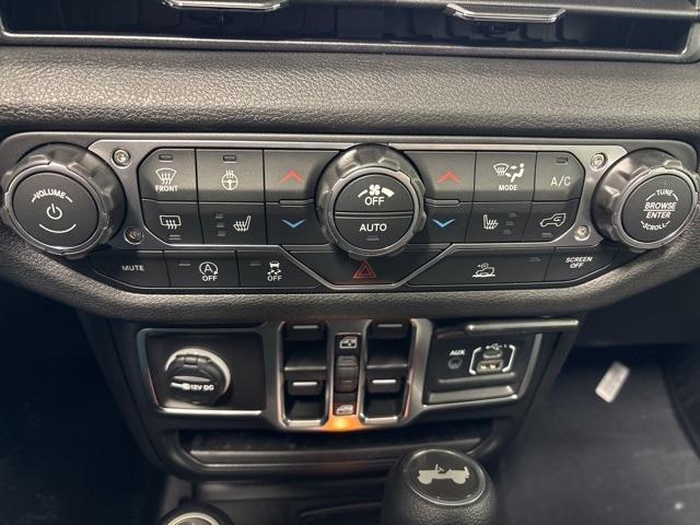 new 2026 Jeep Wrangler car, priced at $48,730