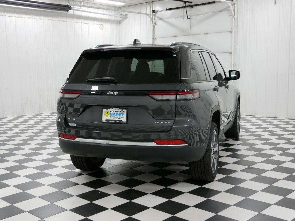 new 2024 Jeep Grand Cherokee car, priced at $38,990