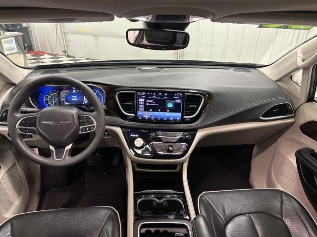 used 2023 Chrysler Pacifica Hybrid car, priced at $27,001