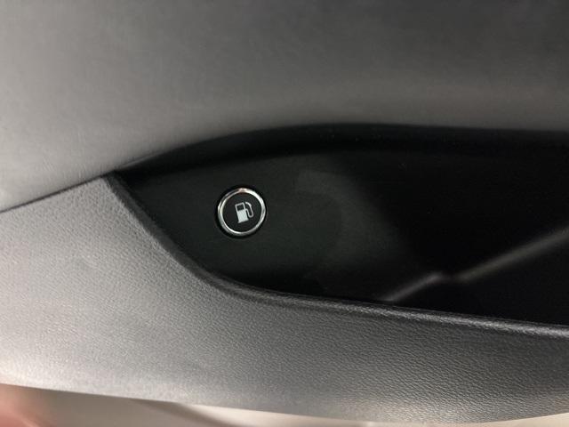 used 2023 Chrysler Pacifica Hybrid car, priced at $27,001