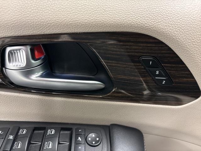 used 2023 Chrysler Pacifica Hybrid car, priced at $27,001