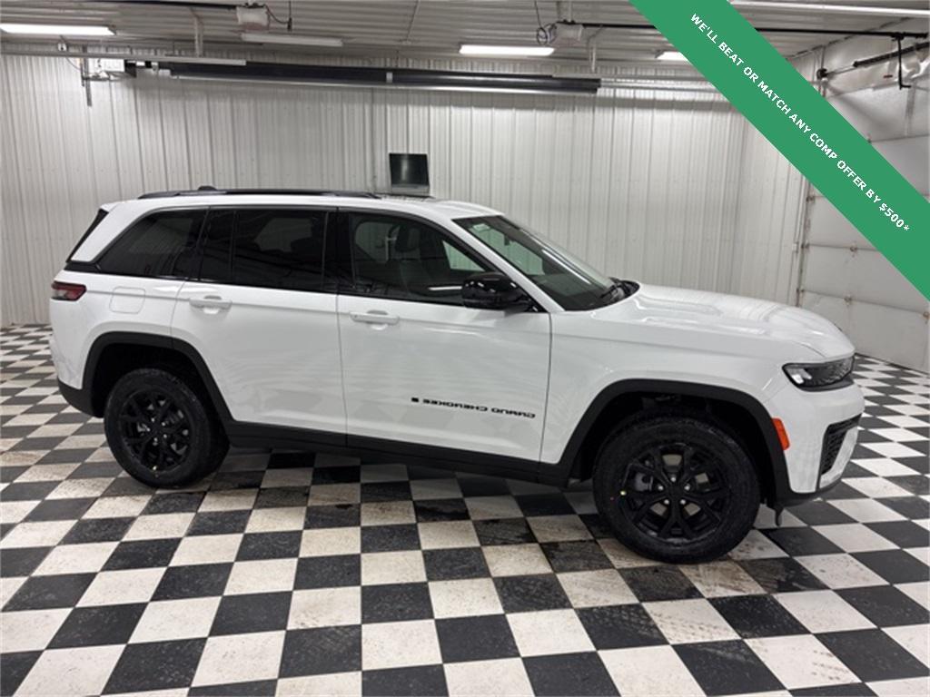 new 2026 Jeep Grand Cherokee car, priced at $46,000