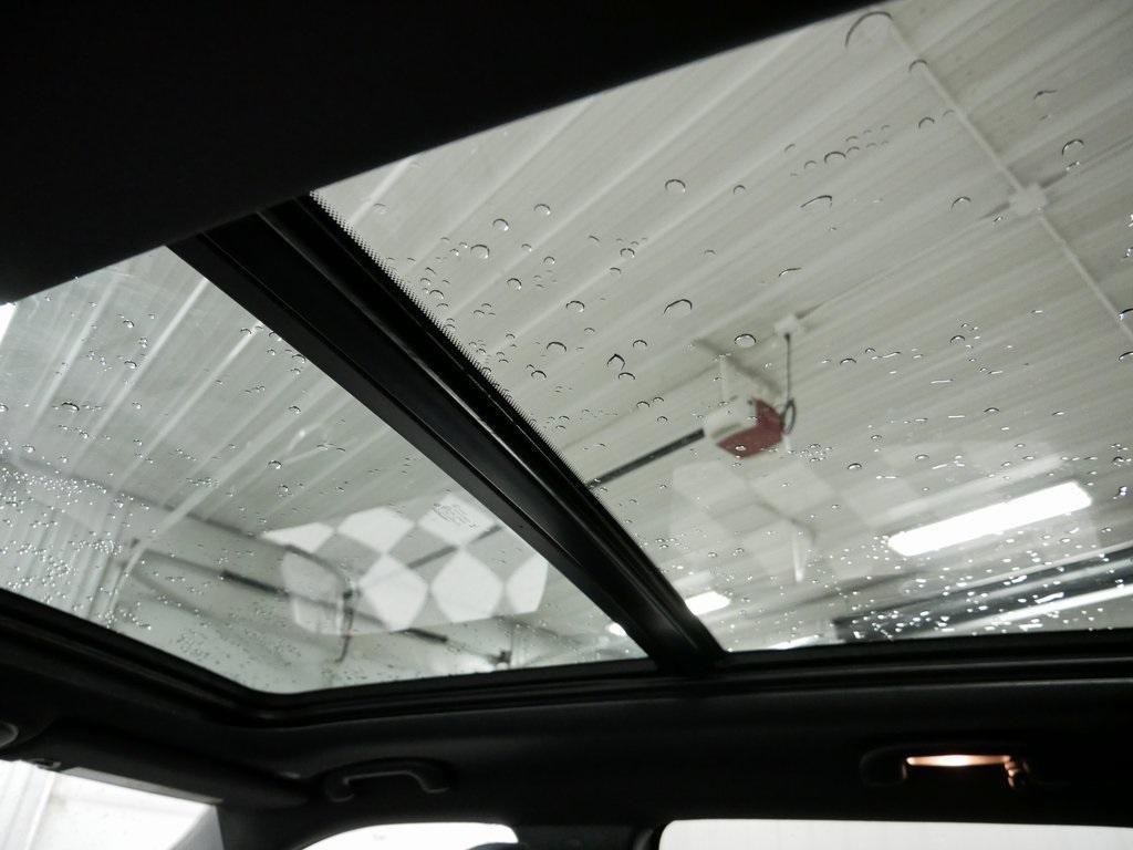 new 2025 Jeep Compass car, priced at $33,990