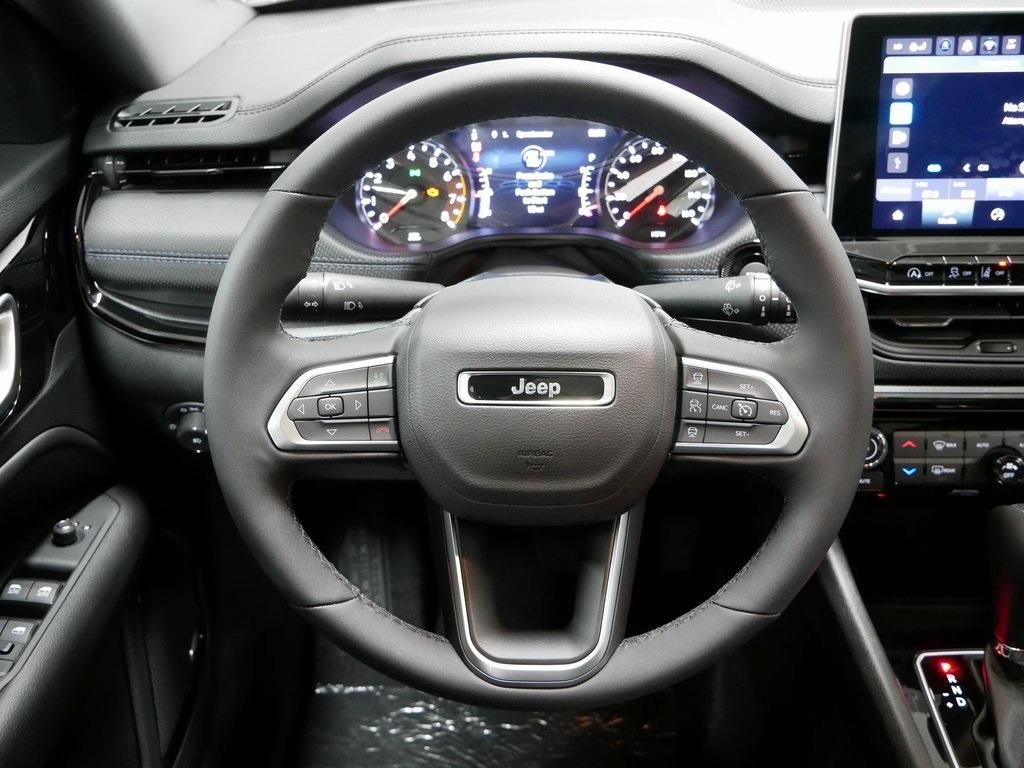new 2025 Jeep Compass car, priced at $33,990
