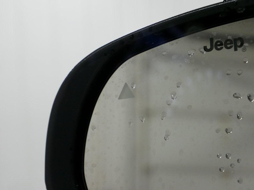 new 2025 Jeep Compass car, priced at $33,990