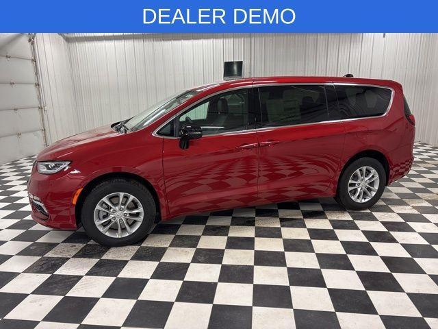 new 2026 Chrysler Pacifica car, priced at $41,370