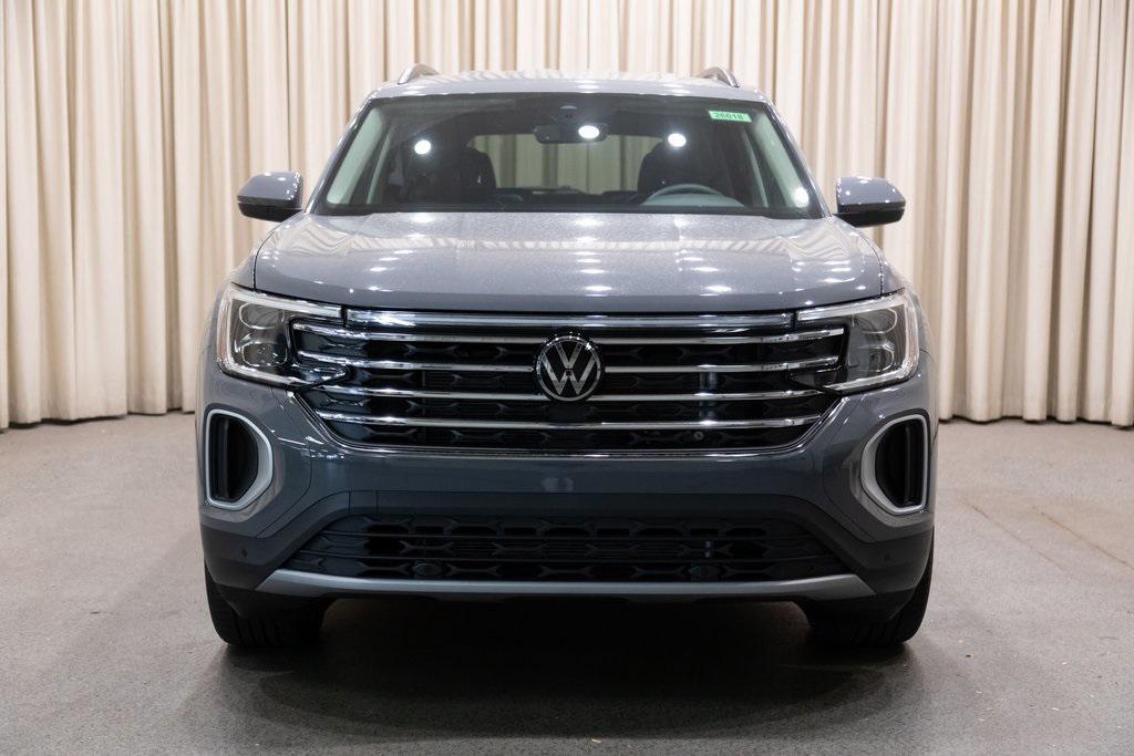 new 2026 Volkswagen Atlas car, priced at $49,075