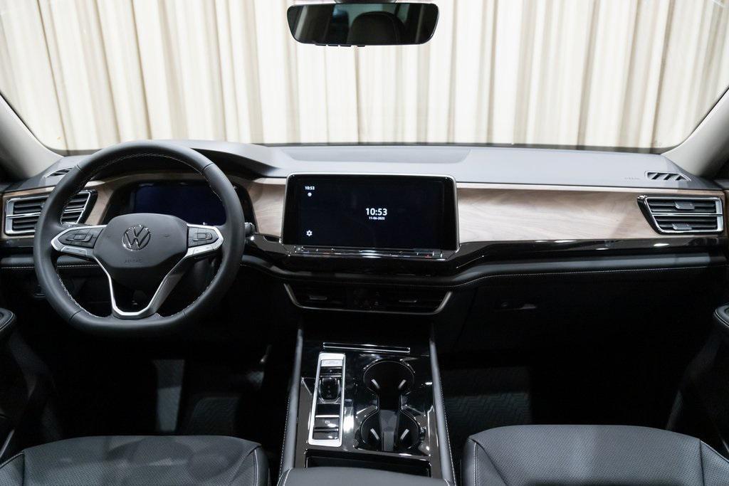 new 2026 Volkswagen Atlas car, priced at $49,075