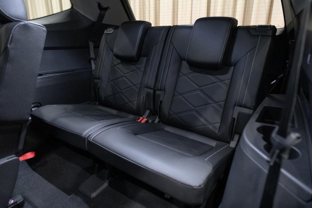 new 2026 Volkswagen Atlas car, priced at $58,398