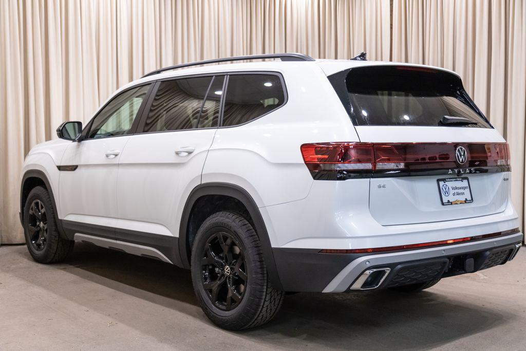 new 2026 Volkswagen Atlas car, priced at $50,573