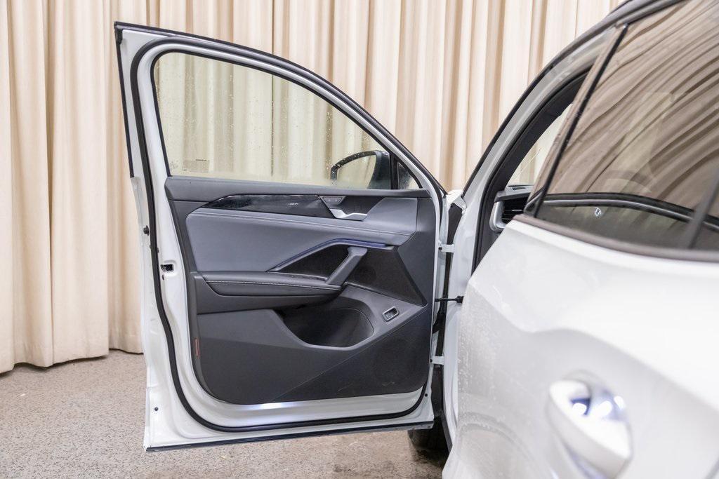 new 2026 Volkswagen Tiguan car, priced at $42,187