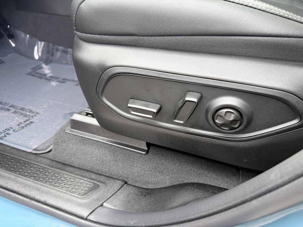 new 2026 Jeep Grand Cherokee car, priced at $42,443