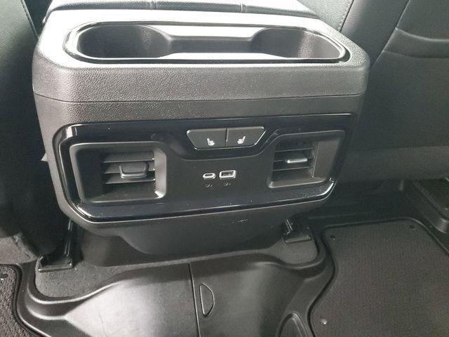 used 2022 GMC Sierra 1500 car, priced at $40,900