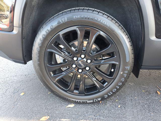 used 2022 GMC Acadia car, priced at $20,374