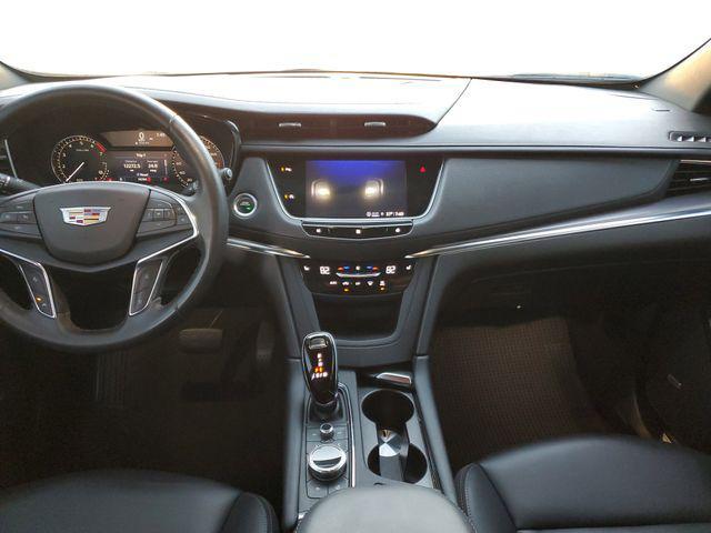 used 2021 Cadillac XT5 car, priced at $18,230