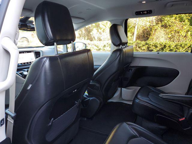 used 2024 Chrysler Pacifica car, priced at $23,981