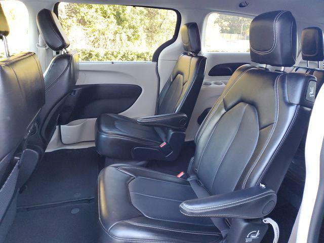 used 2024 Chrysler Pacifica car, priced at $23,981