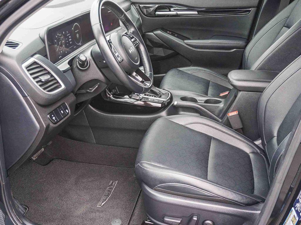 used 2024 Kia Seltos car, priced at $23,792