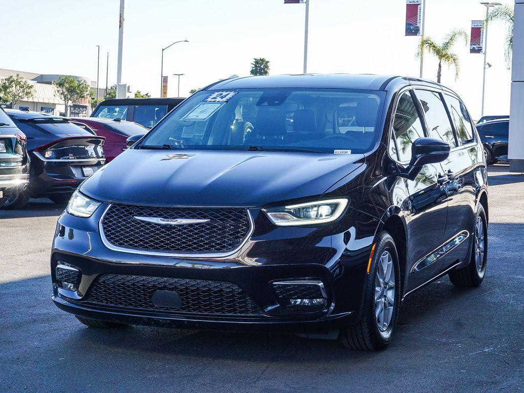 used 2024 Chrysler Pacifica car, priced at $24,442