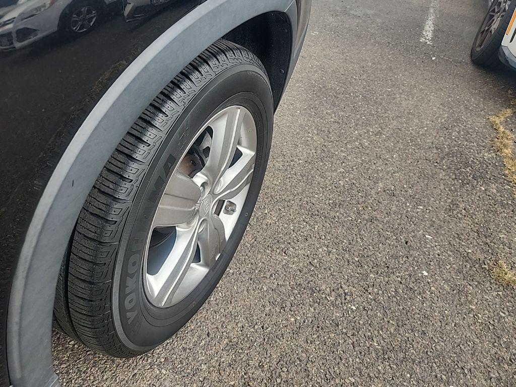used 2013 Kia Sorento car, priced at $8,991