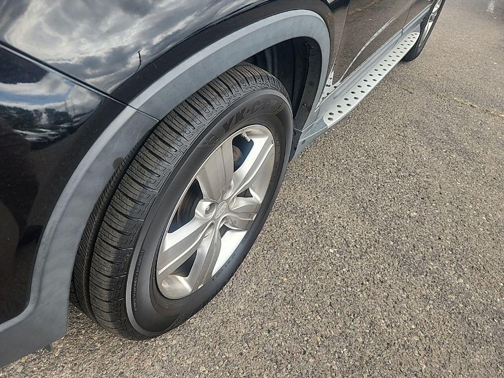 used 2013 Kia Sorento car, priced at $8,991