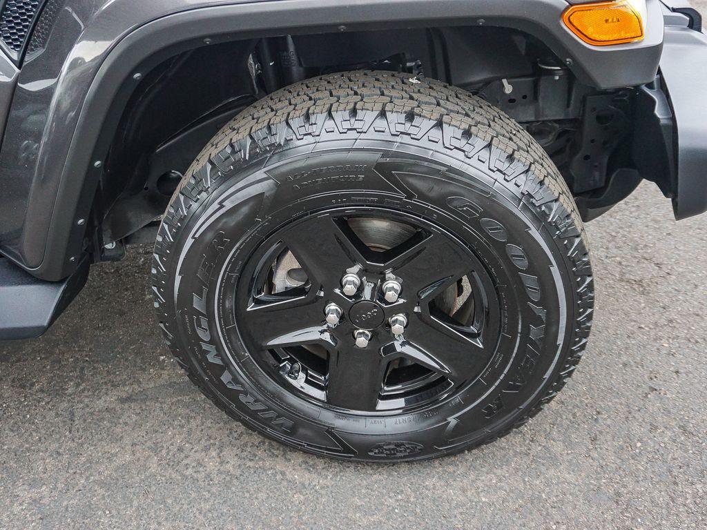 used 2021 Jeep Gladiator car, priced at $31,993